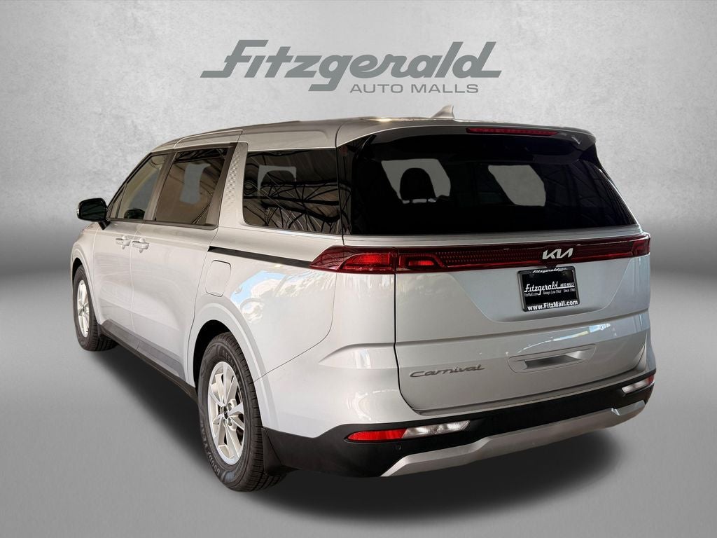 2022 Kia Carnival LXS