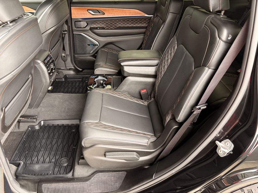 2024 Jeep Grand Cherokee L Summit