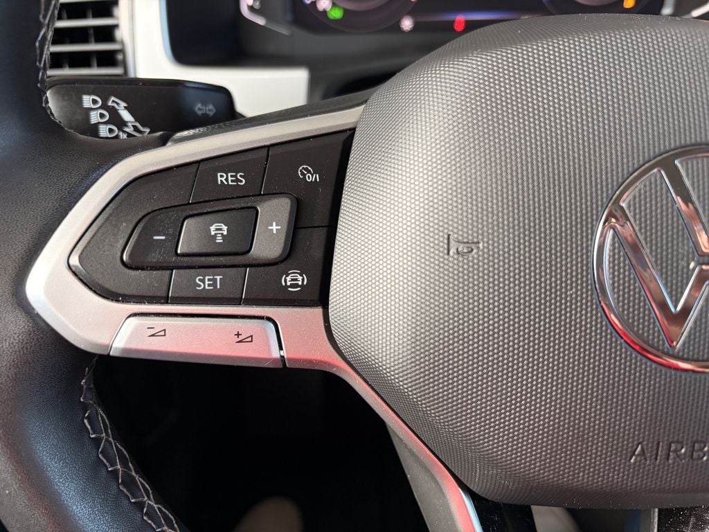 2023 Volkswagen Atlas 2.0T SE w/Technology