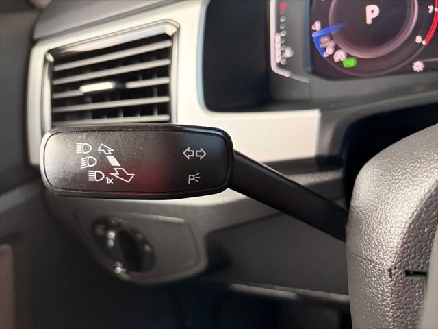 2023 Volkswagen Atlas 2.0T SE w/Technology