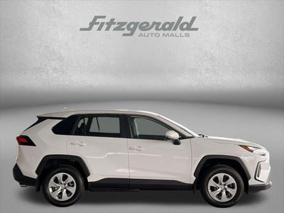 2025 Toyota RAV4 LE