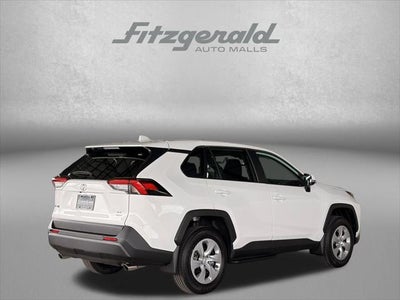 2025 Toyota RAV4 LE