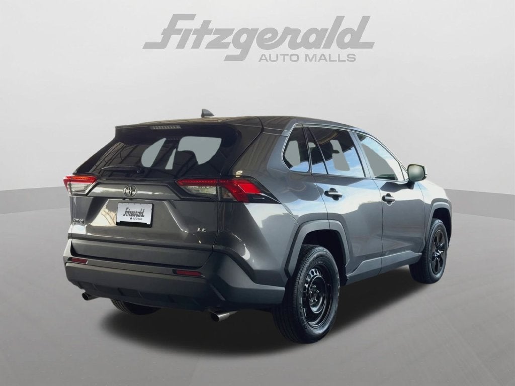 2025 Toyota RAV4 LE