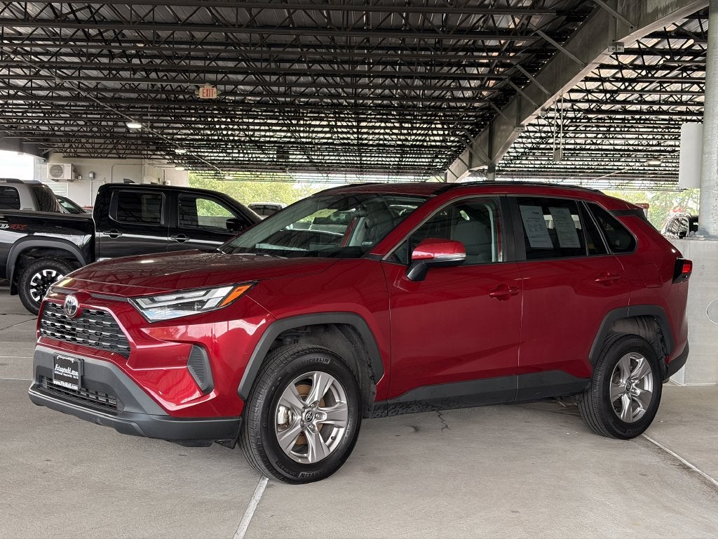 2025 Toyota RAV4 XLE