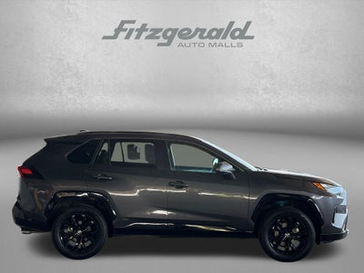 2024 Toyota RAV4 Hybrid SE