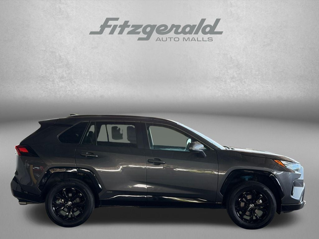 2024 Toyota RAV4 Hybrid SE