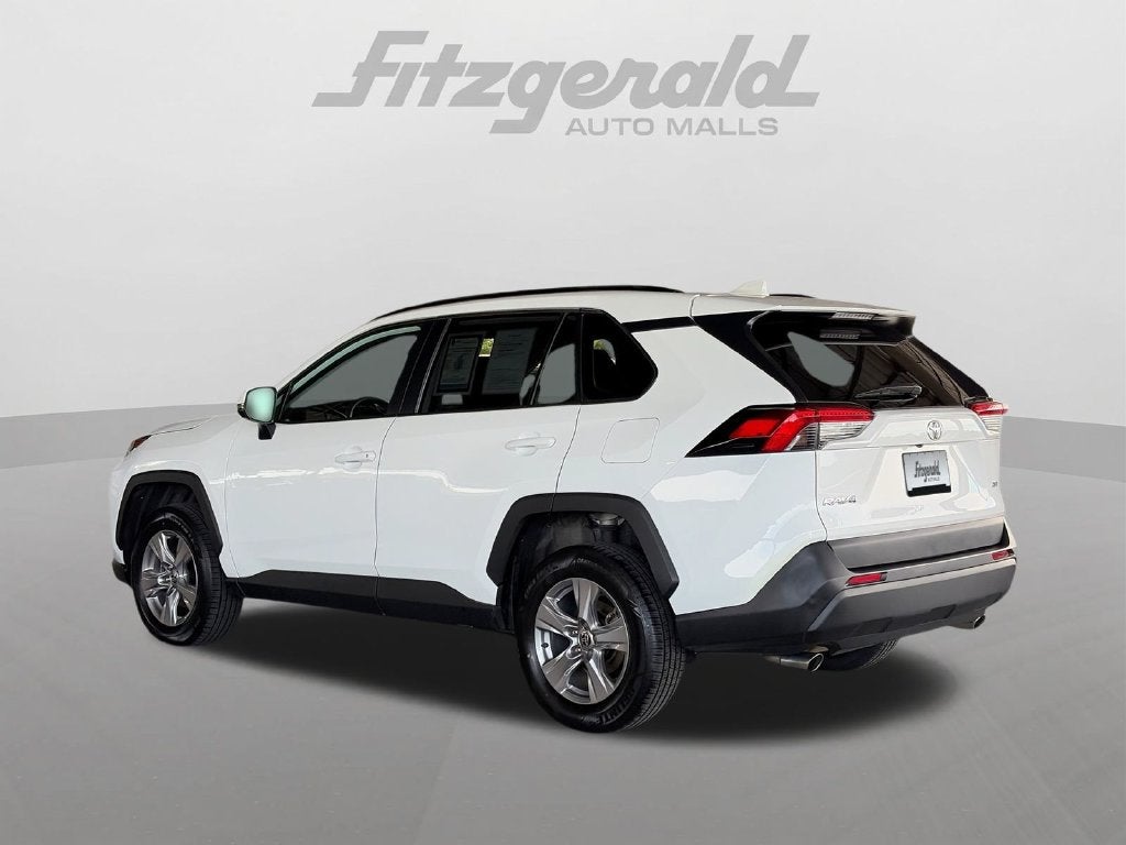 2025 Toyota RAV4 XLE