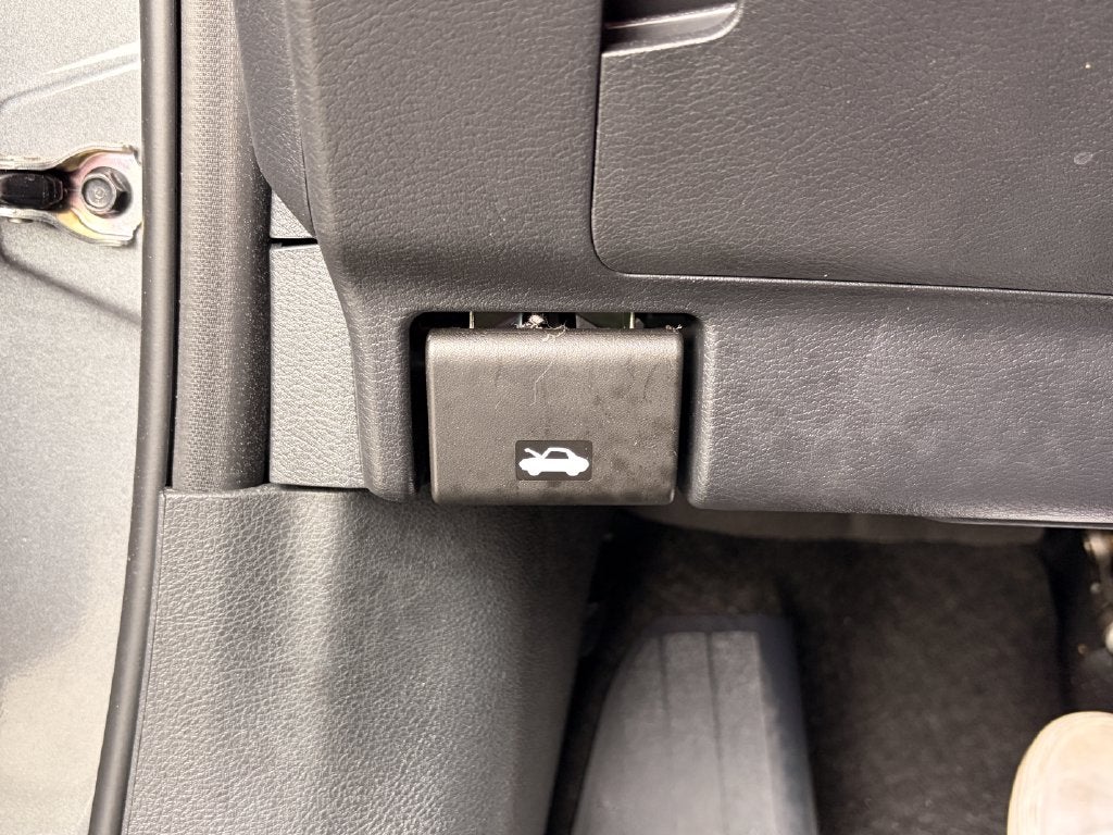 2025 Nissan Kicks MPV SV
