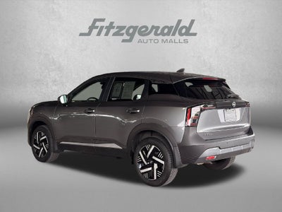 2025 Nissan Kicks MPV SV