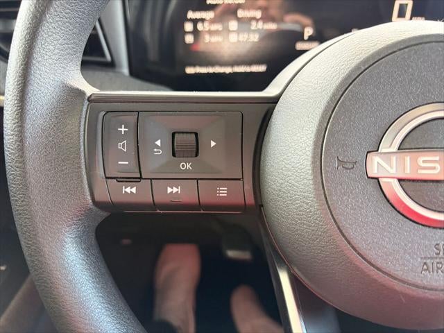 2025 Nissan Kicks MPV SV