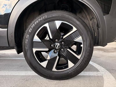2025 Nissan Kicks MPV SV