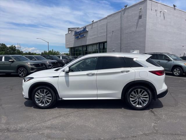 2023 INFINITI QX50 LUXE
