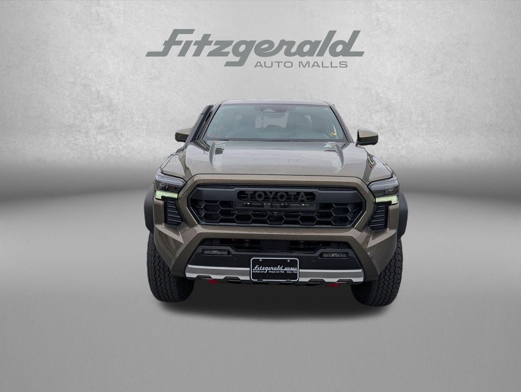 2026 Toyota Tacoma i-FORCE MAX Trailhunter