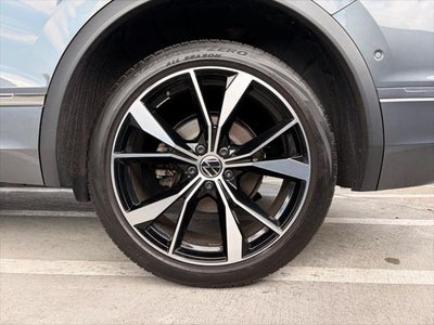 2024 Volkswagen Tiguan 2.0T SEL R-Line