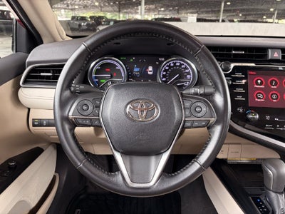 2019 Toyota Camry Hybrid XLE
