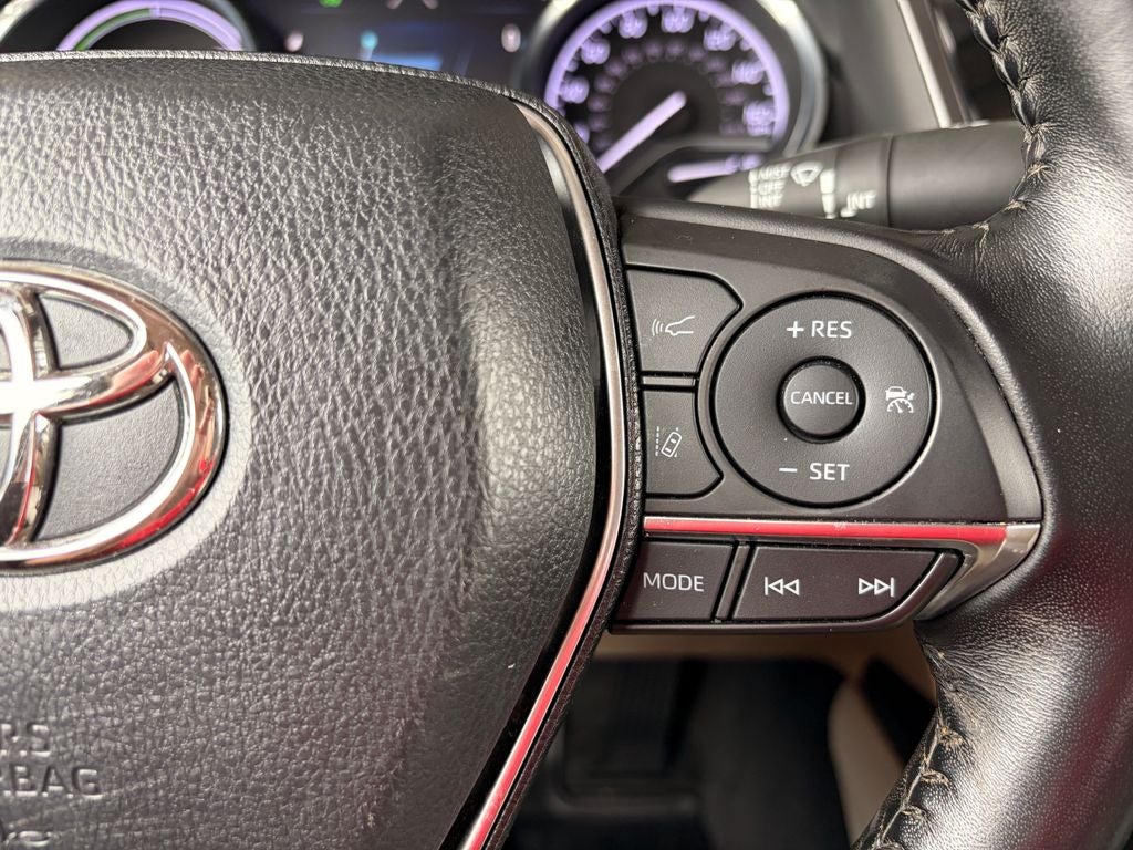 2019 Toyota Camry Hybrid XLE