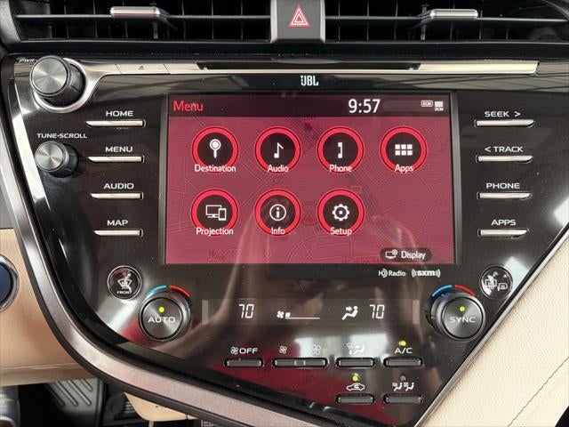 2019 Toyota Camry Hybrid XLE