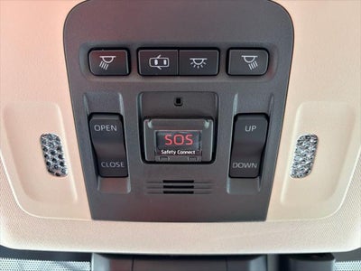 2019 Toyota Camry Hybrid XLE