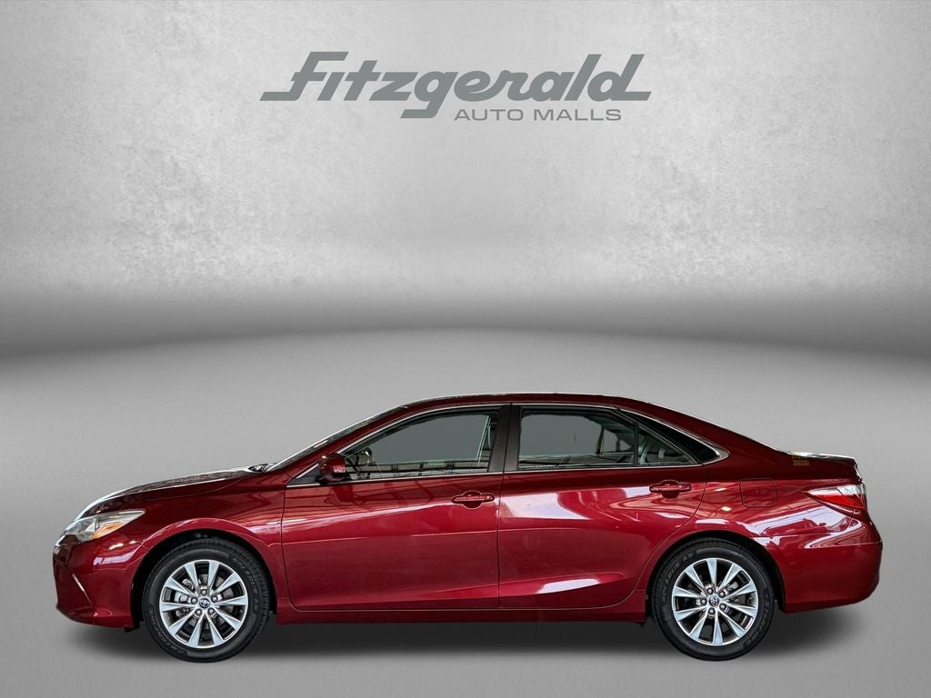 2017 Toyota CAMRY XLE