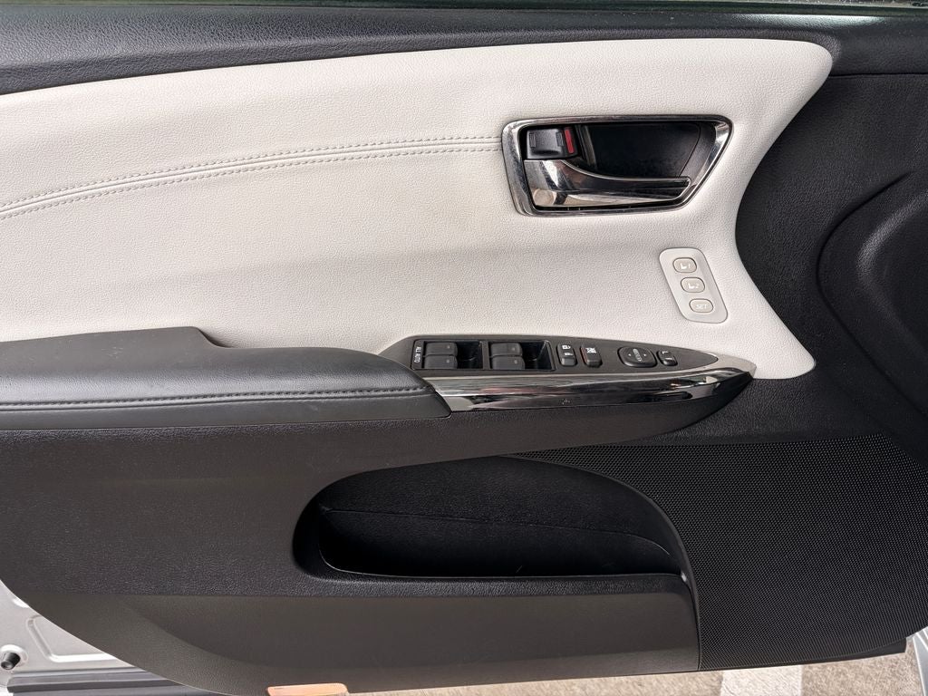 2018 Toyota AVALON XLE Premium
