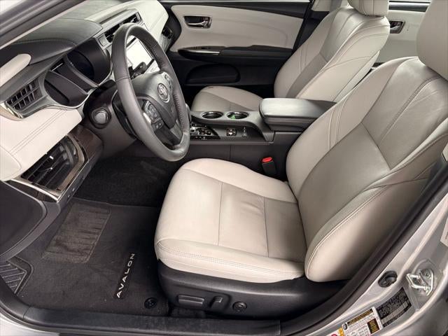 2018 Toyota AVALON XLE Premium