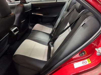 2014 Toyota CAMRY SE