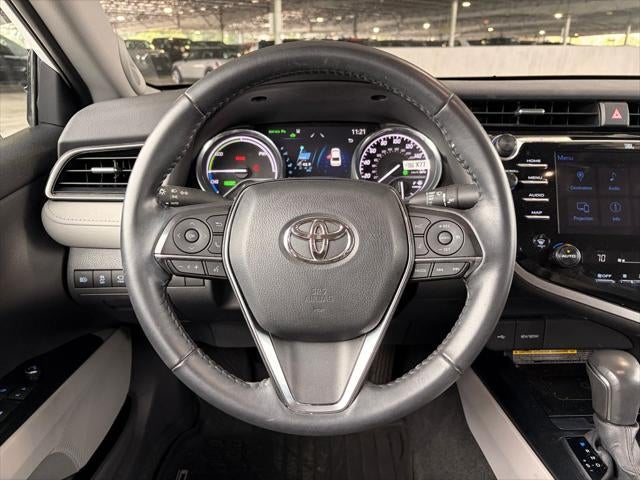 2020 Toyota Camry Hybrid XLE
