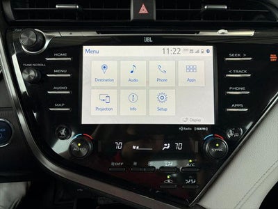 2020 Toyota Camry Hybrid XLE
