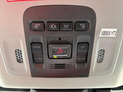 2020 Toyota Camry Hybrid XLE