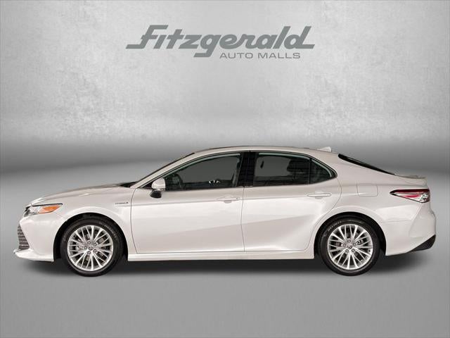 2020 Toyota Camry Hybrid XLE