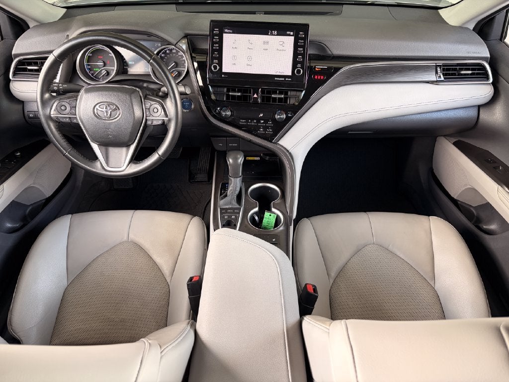 2023 Toyota Camry Hybrid XLE