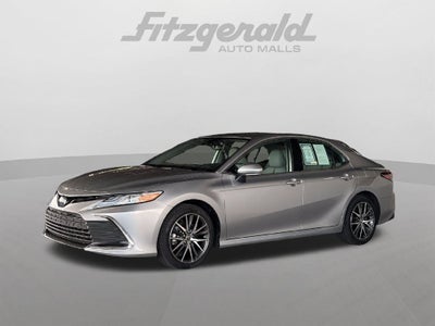 2023 Toyota Camry Hybrid XLE