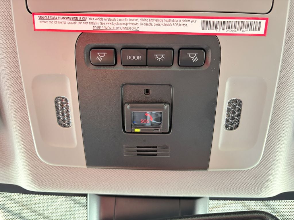 2023 Toyota Camry Hybrid XLE