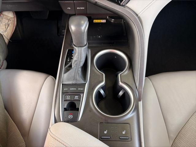 2023 Toyota Camry Hybrid XLE