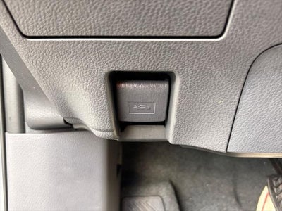 2023 Toyota Camry Hybrid XLE