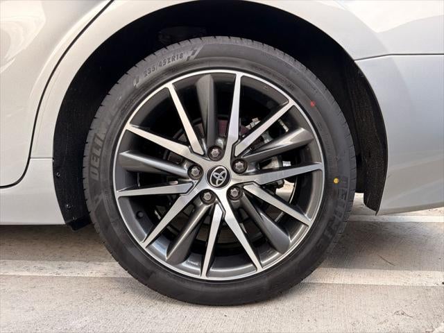 2023 Toyota Camry Hybrid XLE