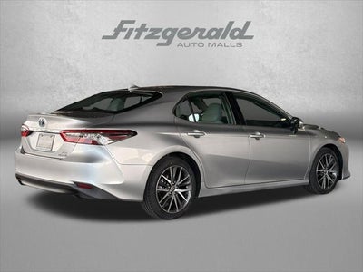 2023 Toyota Camry Hybrid XLE