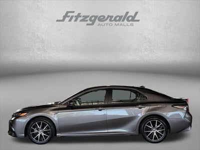 2024 Toyota CAMRY SE