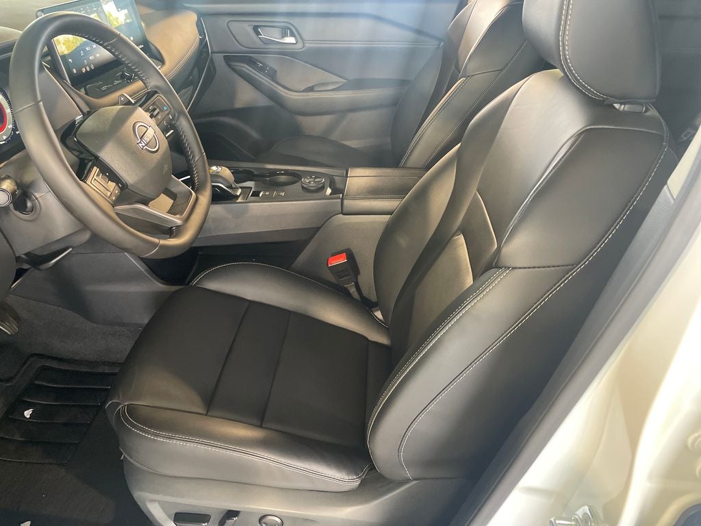 2026 Nissan Rogue SL