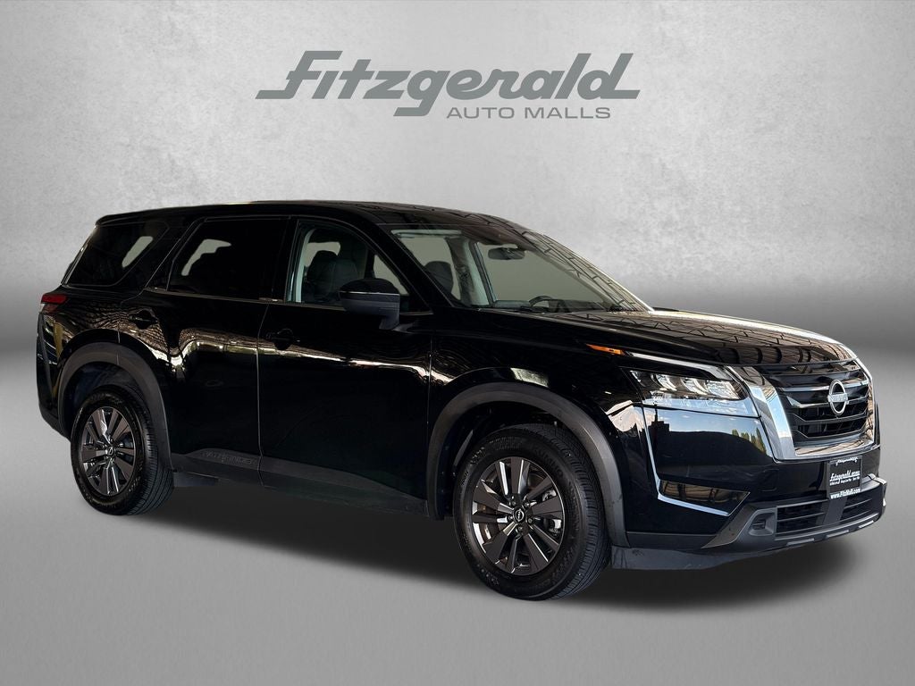 2023 Nissan Pathfinder S