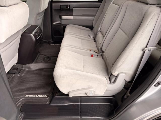 2017 Toyota Sequoia SR5 5.7L