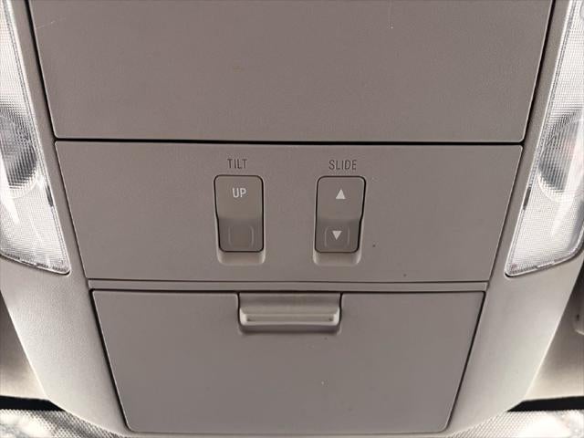 2017 Toyota Sequoia SR5 5.7L