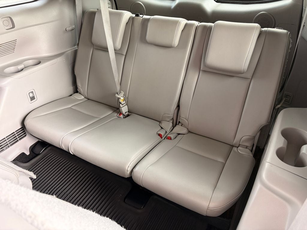 2016 Toyota Highlander Limited Platinum V6