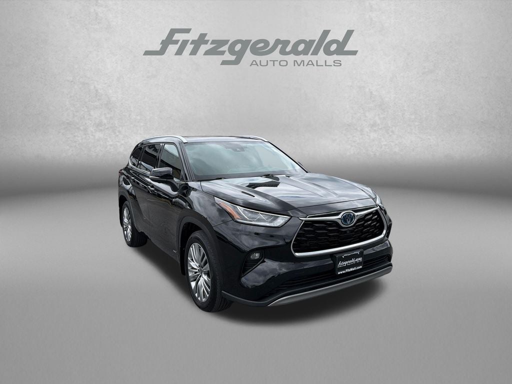 2024 Toyota Highlander Hybrid Platinum