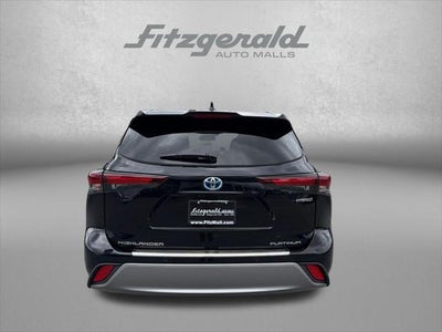 2024 Toyota Highlander Hybrid Platinum