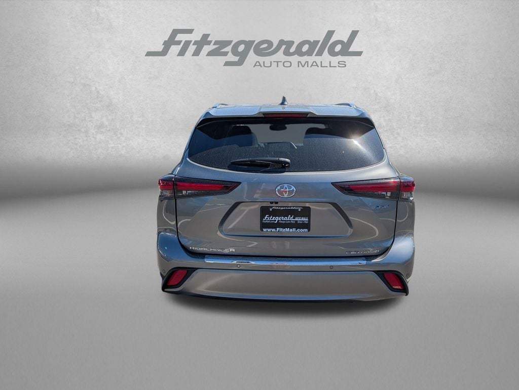 2026 Toyota Highlander Hybrid Hybrid Platinum
