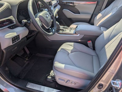2026 Toyota Highlander Hybrid Hybrid Platinum