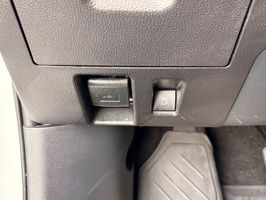 2025 Toyota Highlander Hybrid Platinum