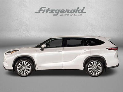 2025 Toyota Highlander Hybrid Platinum