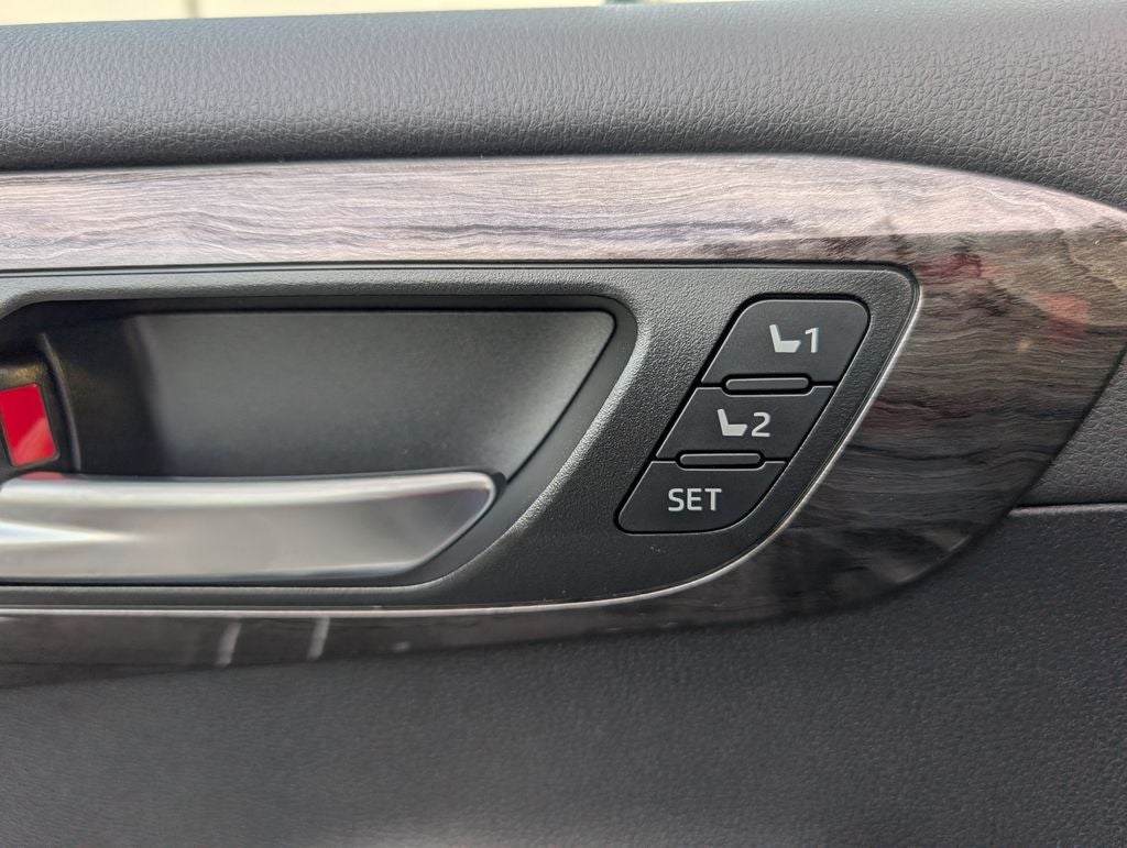 2026 Toyota Highlander Hybrid Hybrid Platinum